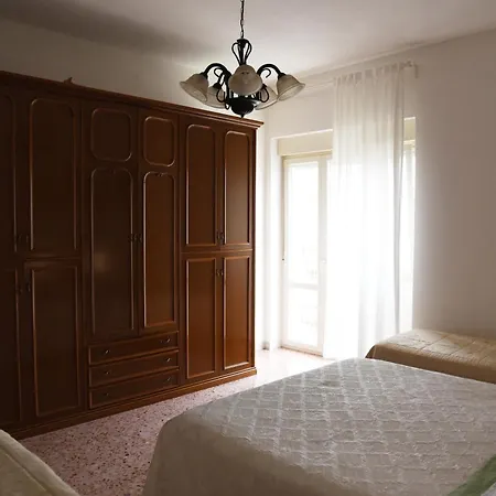 Katospedi House