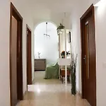 Katospedi House